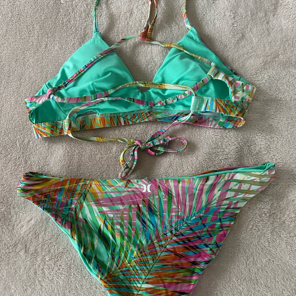 Hurley Multicolor Tropical Bikini set - Picture 2 of 2